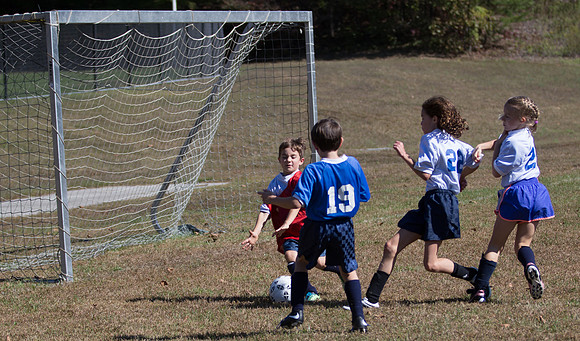 Soccer101516-8