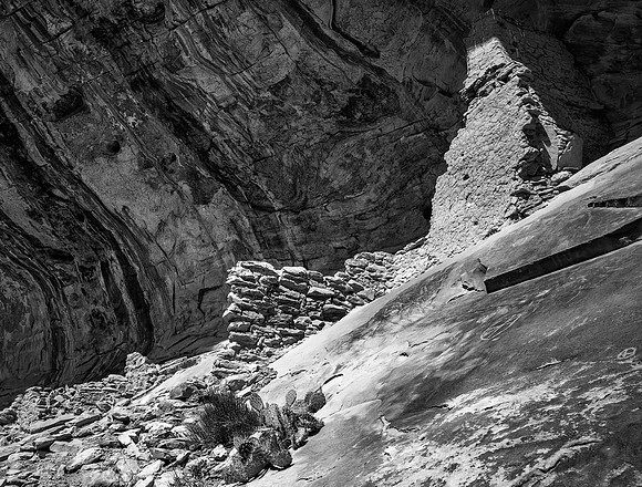 Small Ruin in a Comb Ridge Slot